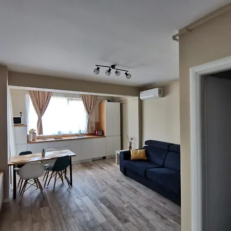 Ana Summerland Waves Apartmán *